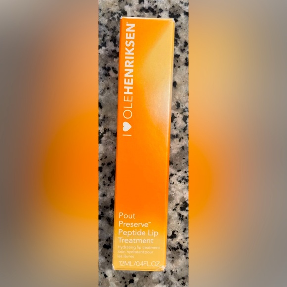 OleHenriksen Pout Preserve Hydrating Peptide Lip Treatment Citrus Sunshine - Picture 3 of 15